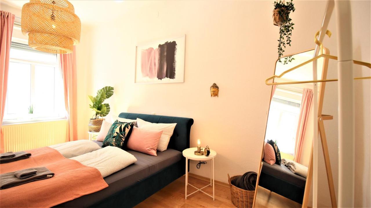 Homie Stay Schiestlstrasse - Moderne Altbauapartments, Nahe Stadtzentrum & Weinberge Βίρτσμπουργκ Εξωτερικό φωτογραφία