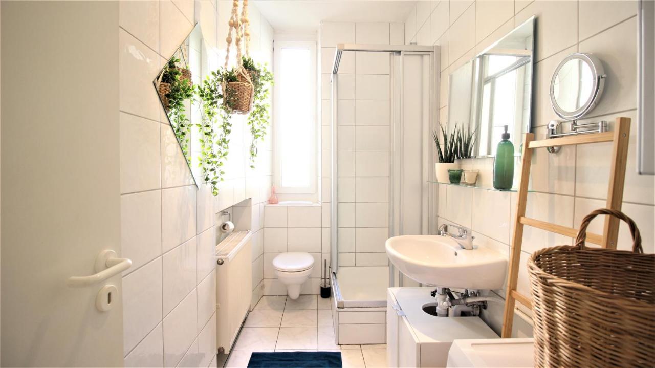 Homie Stay Schiestlstrasse - Moderne Altbauapartments, Nahe Stadtzentrum & Weinberge Βίρτσμπουργκ Εξωτερικό φωτογραφία